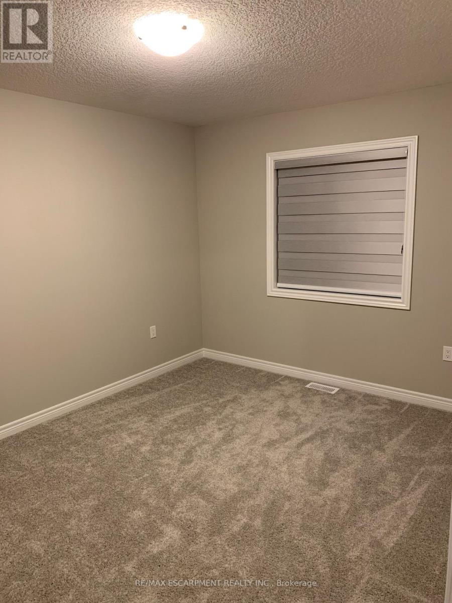 34 ZOE LANE S