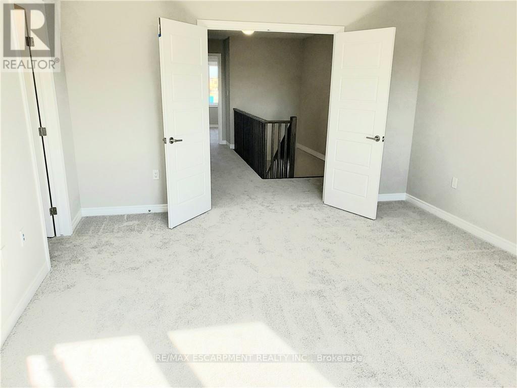 34 ZOE LANE S
