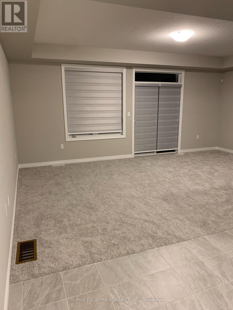 34 ZOE LANE S