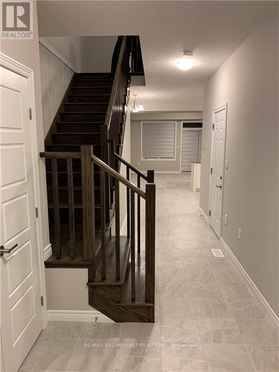 34 ZOE LANE S