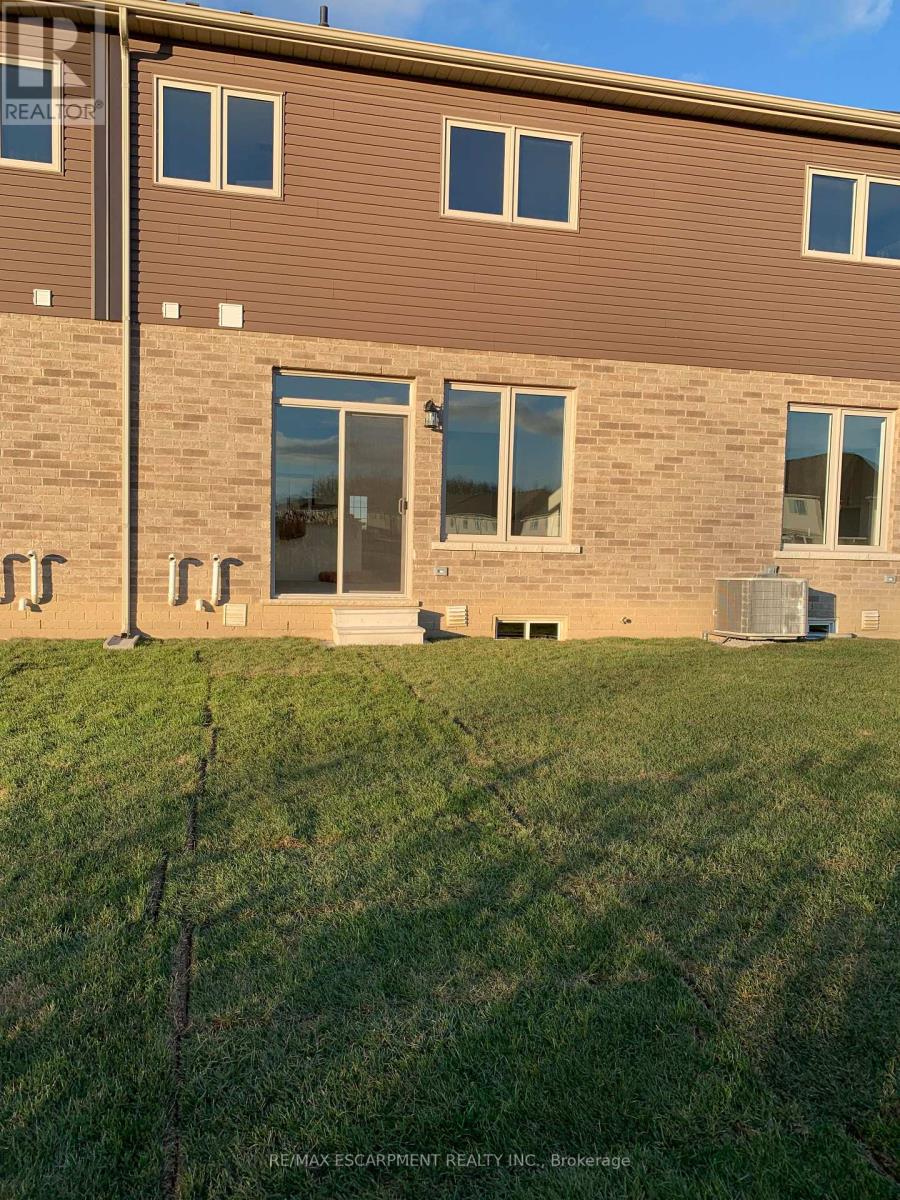 34 ZOE LANE S