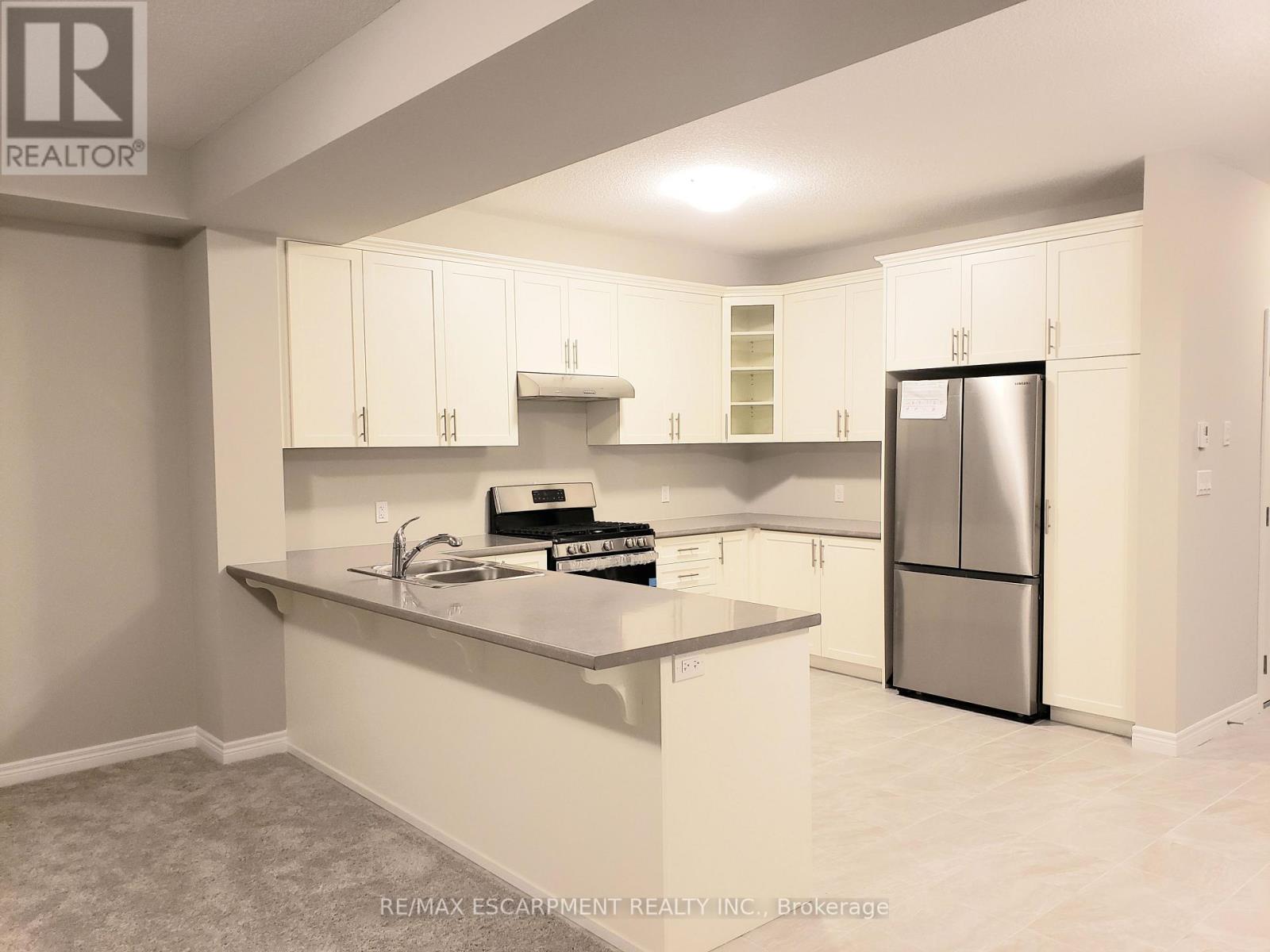 34 ZOE LANE S