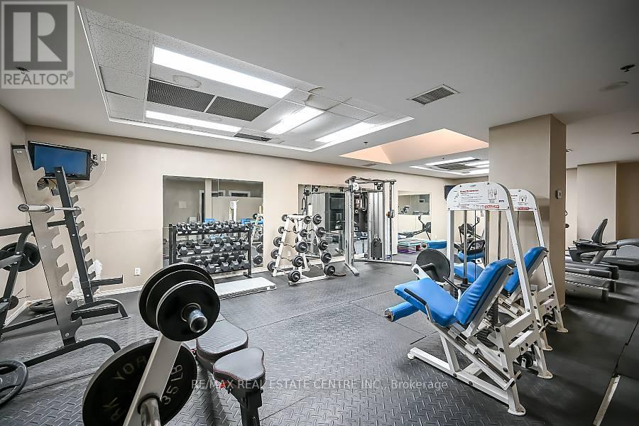 #714 -135 JAMES ST S, #714