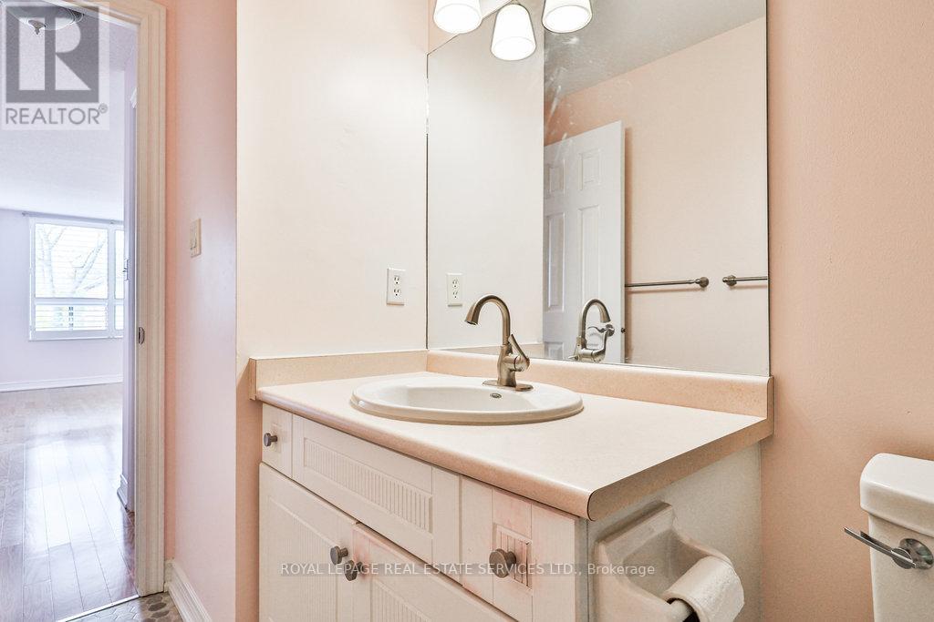 #201 -5 OGILVIE ST, #201