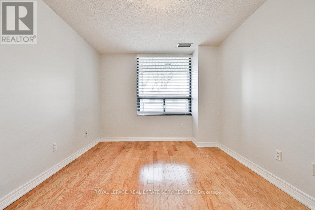 #201 -5 OGILVIE ST, #201
