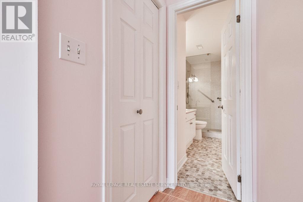 #201 -5 OGILVIE ST, #201