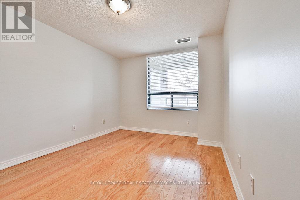 #201 -5 OGILVIE ST, #201