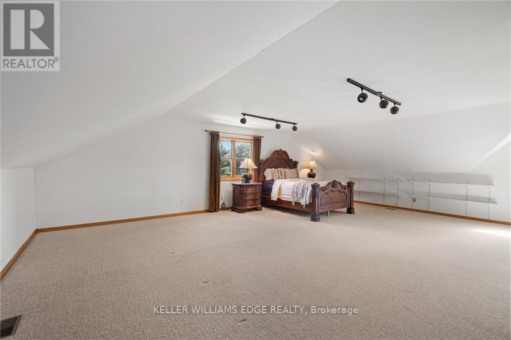 840 VALENS RD