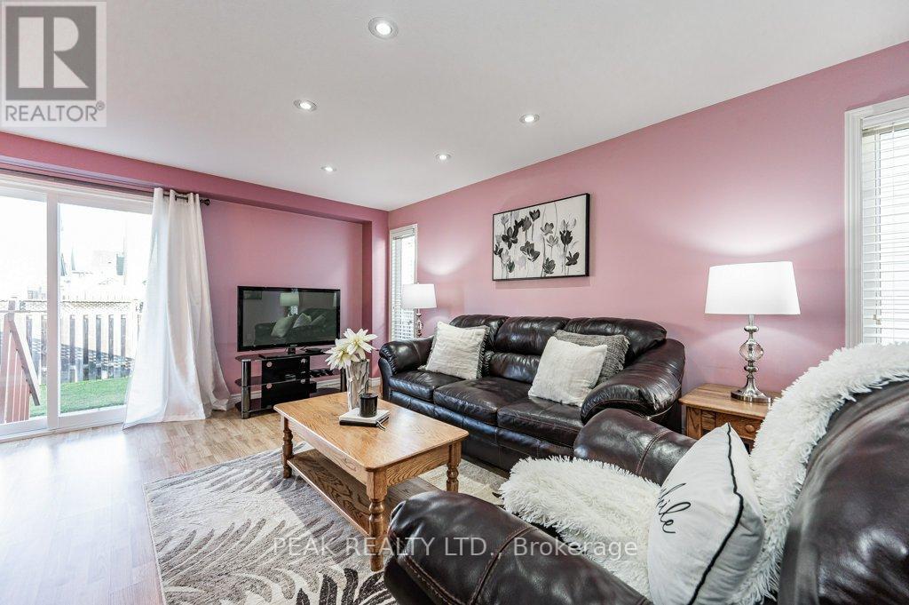 92 FOXGLOVE CRES