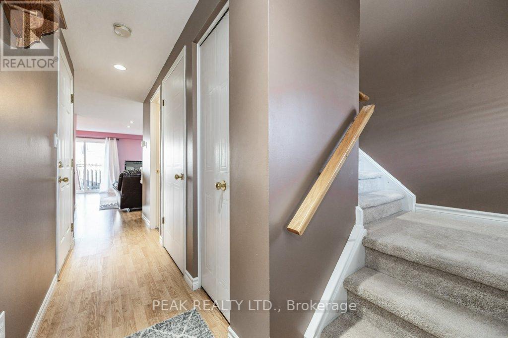 92 FOXGLOVE CRES