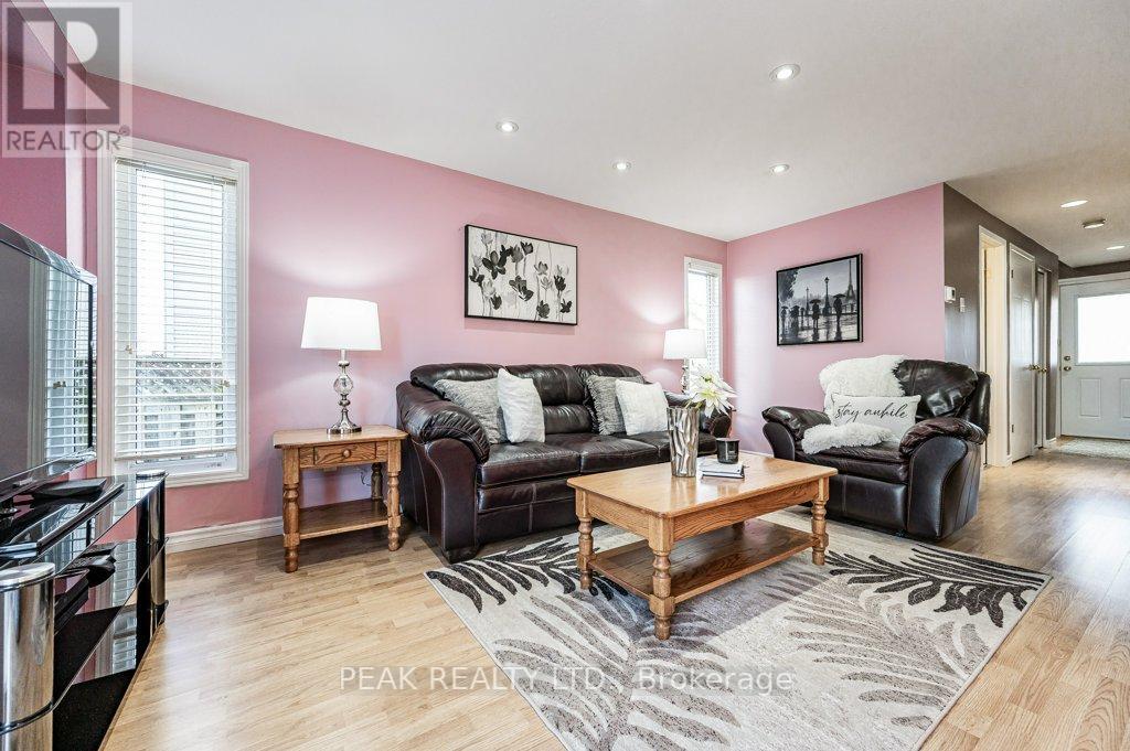 92 FOXGLOVE CRES