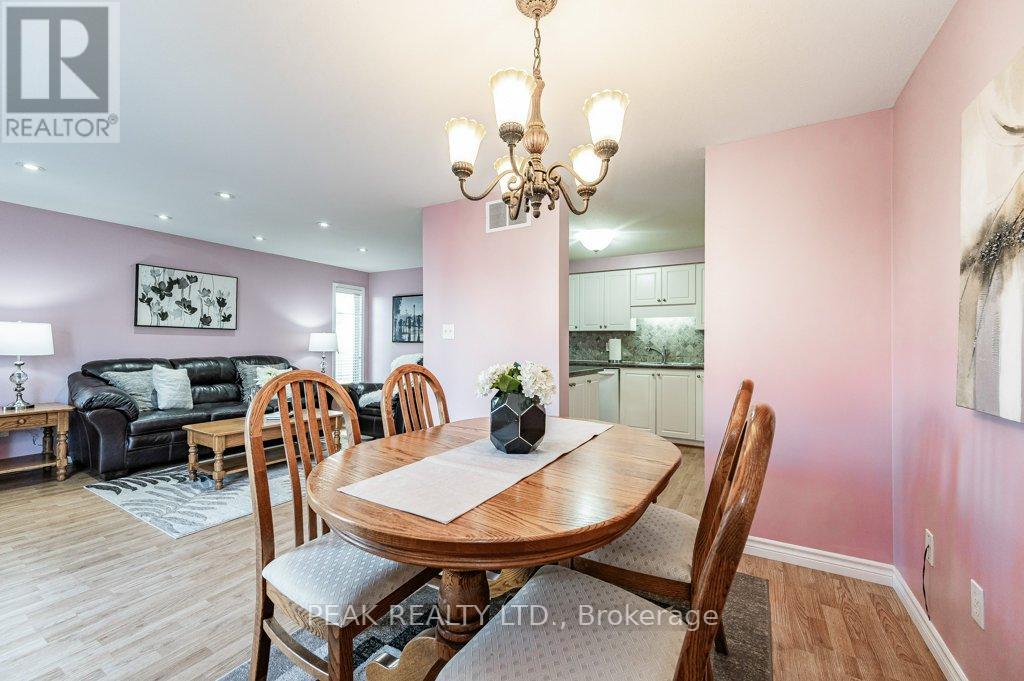 92 FOXGLOVE CRES
