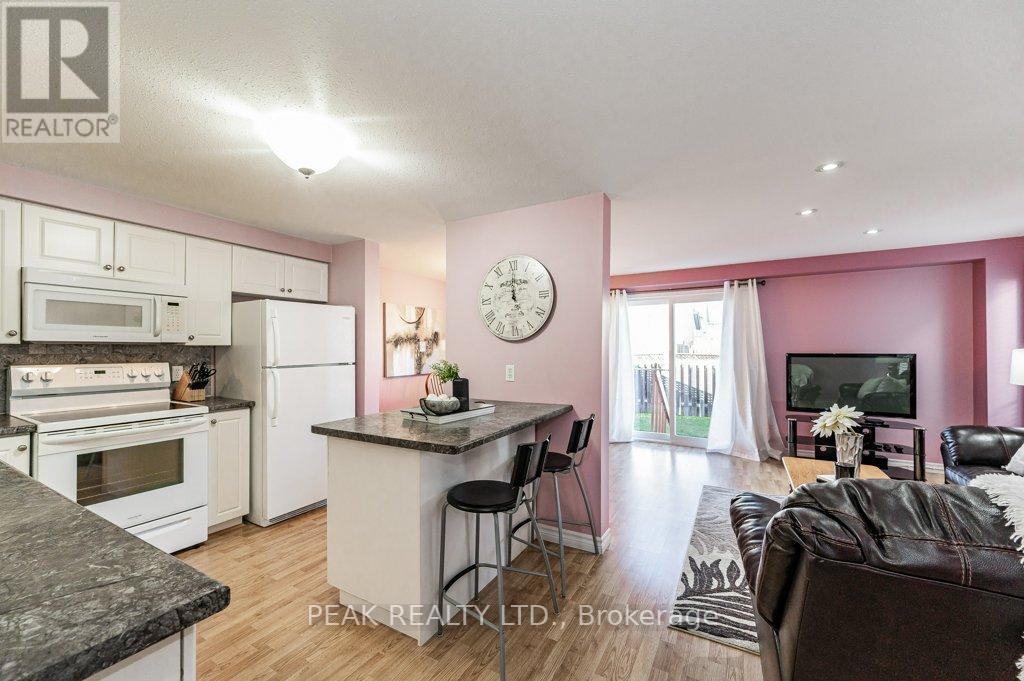 92 FOXGLOVE CRES