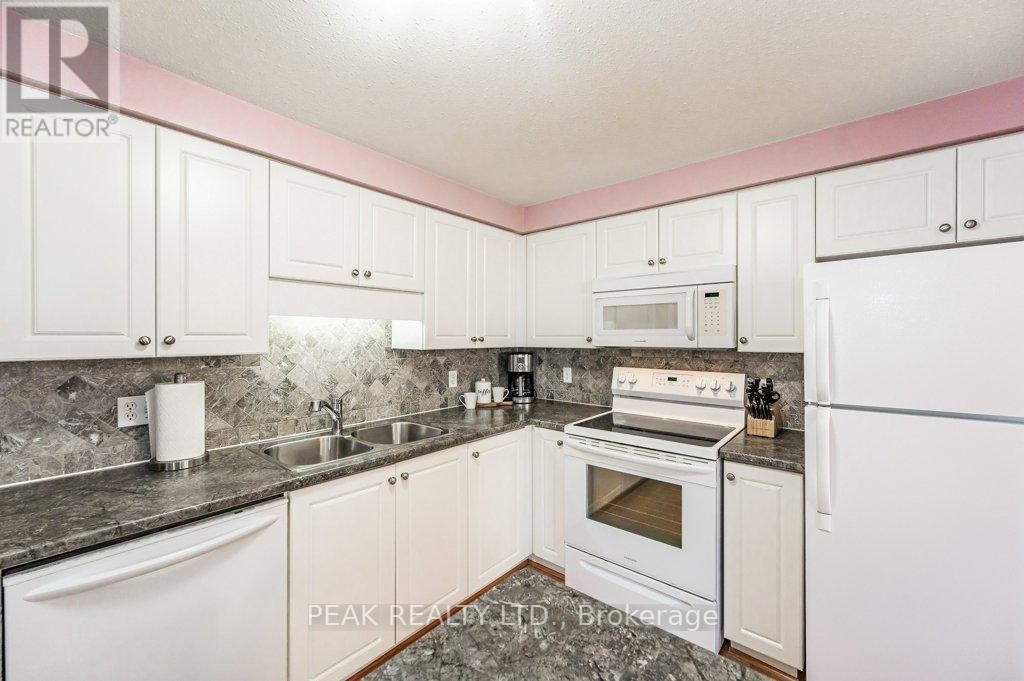 92 FOXGLOVE CRES