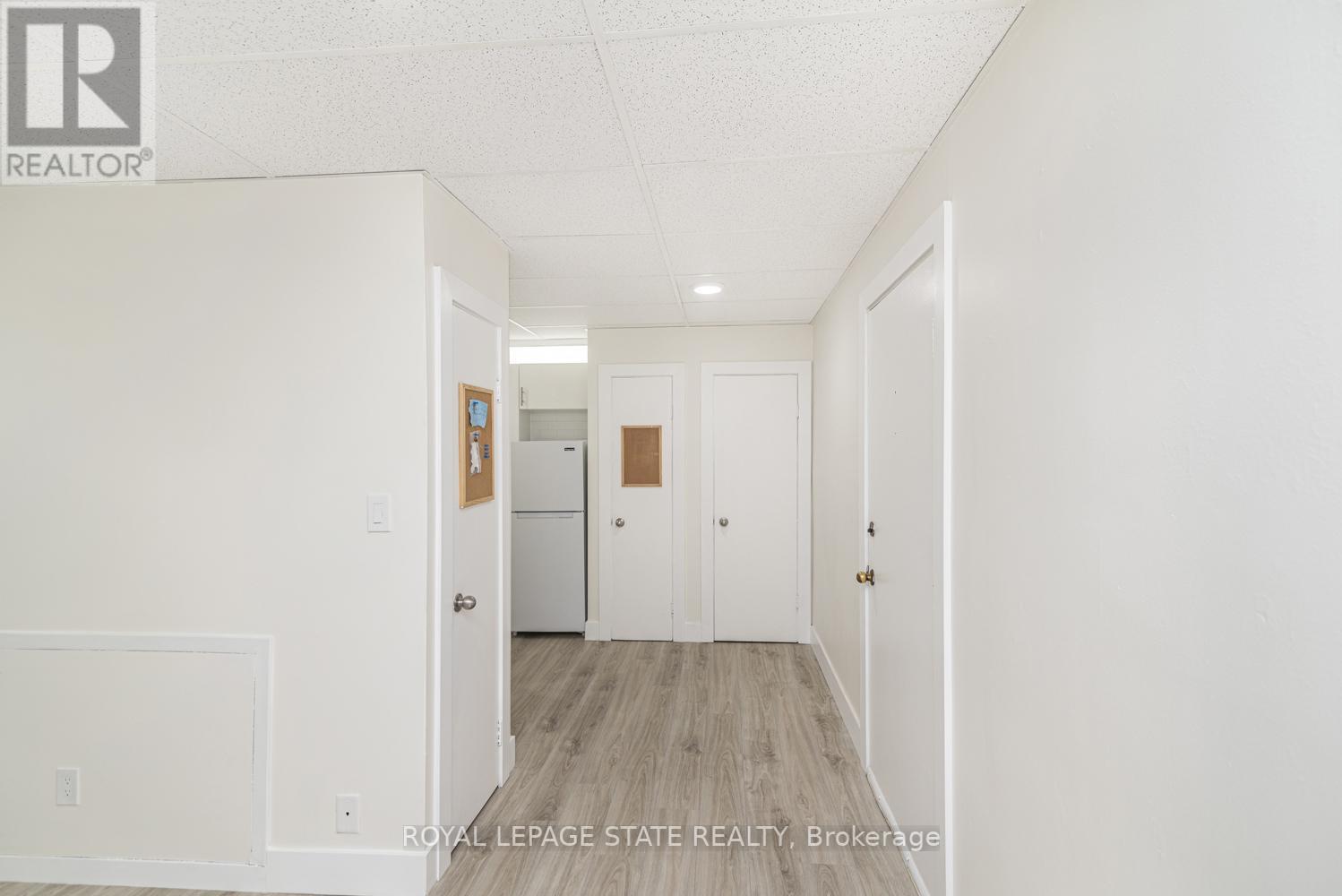 #18 -137 EMERALD ST S, #18