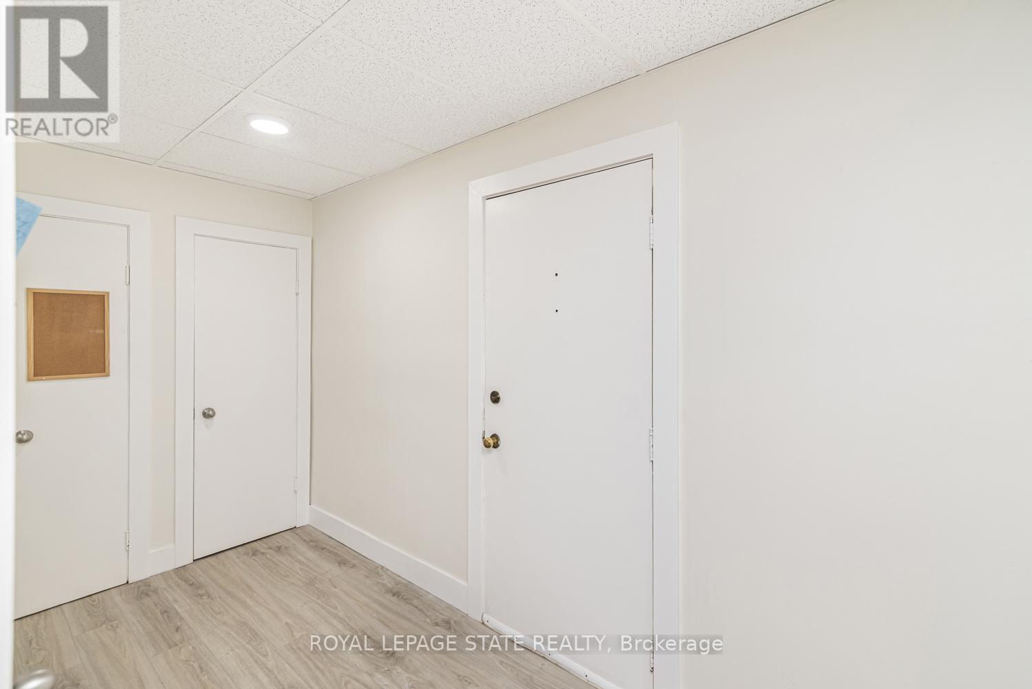 #18 -137 EMERALD ST S, #18