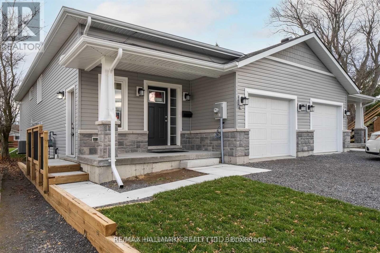 #LOWER -9B LAKE ST, #Lower