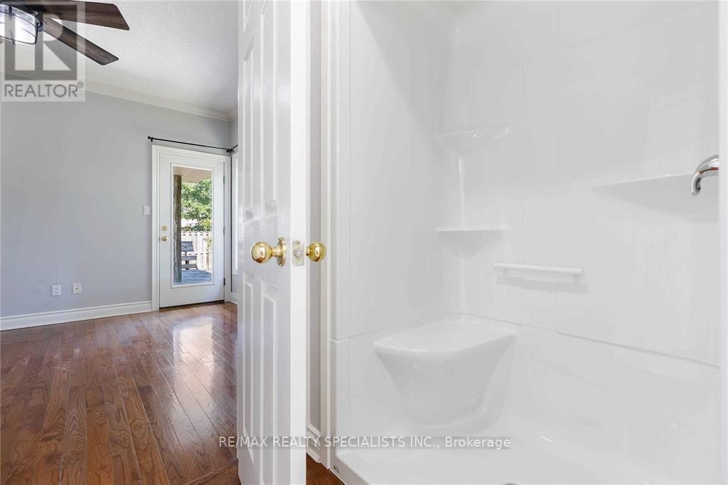 83 JASMINE DR