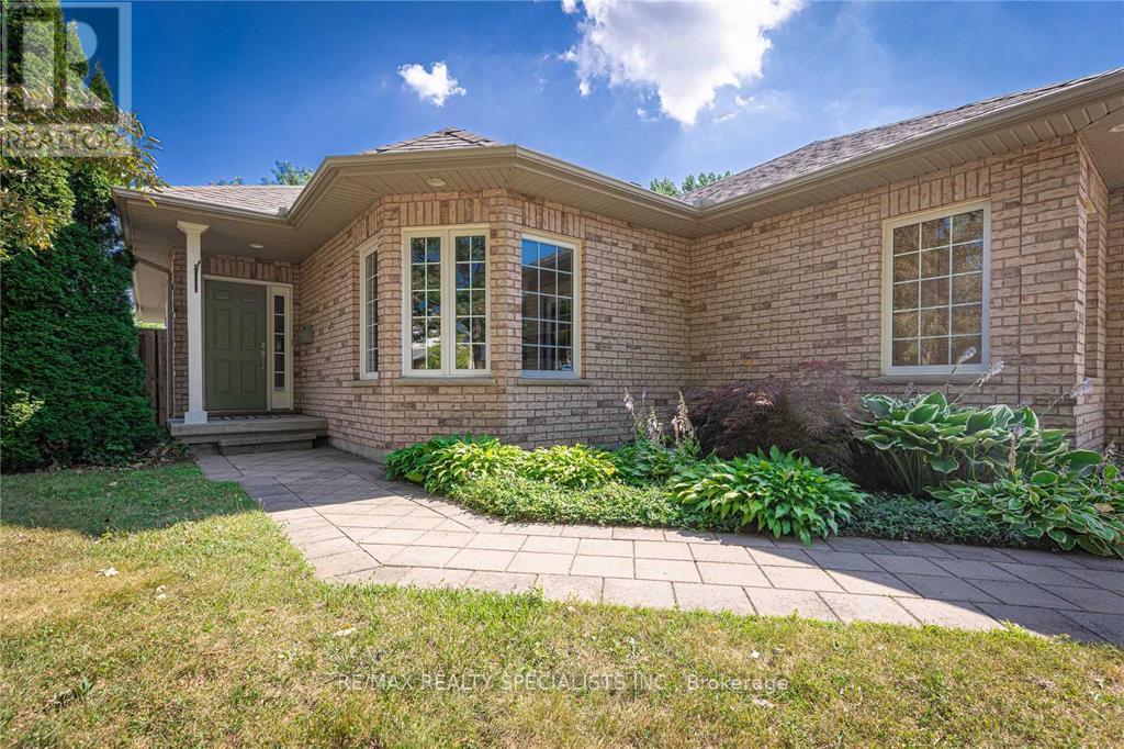 83 JASMINE DR