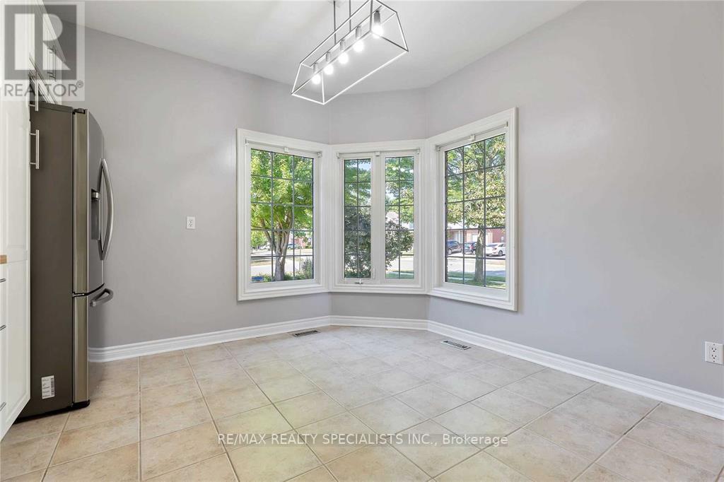 83 JASMINE DR