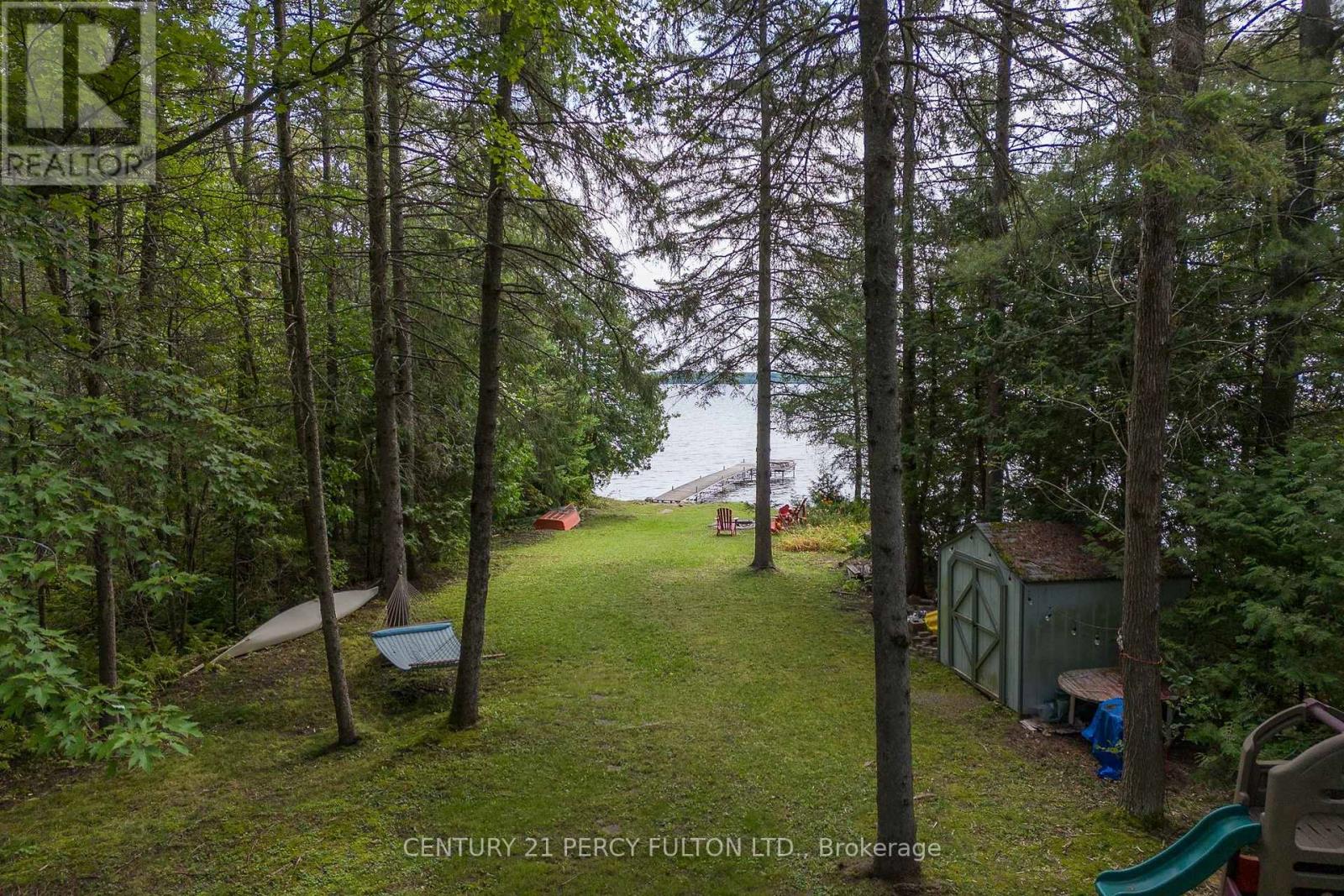 5 CAMELOT PL