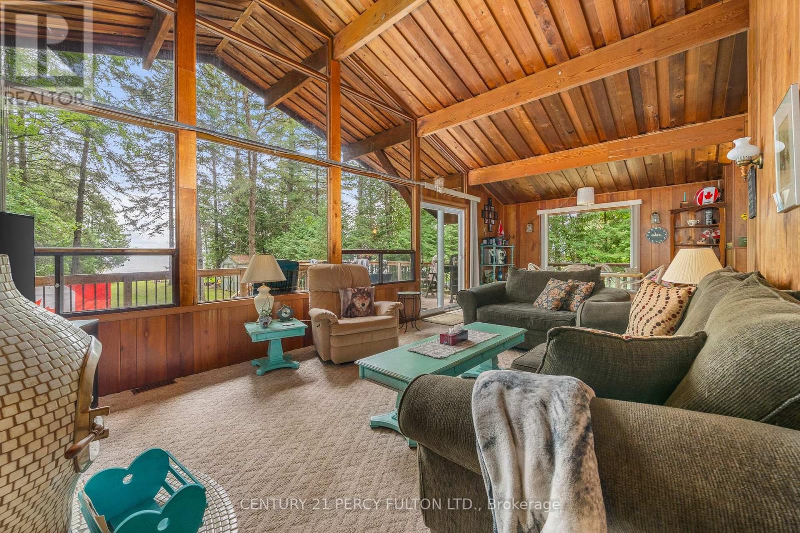 5 CAMELOT PL