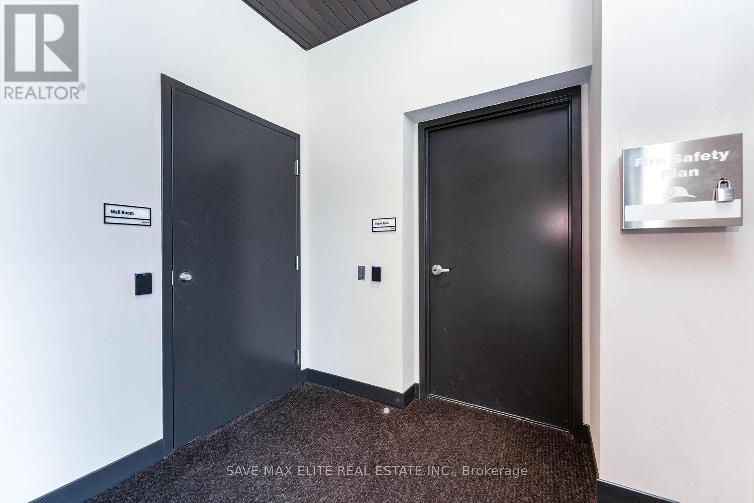 #301 -741 KING ST W, #301