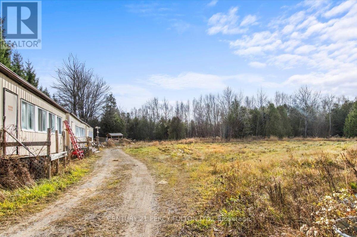1185 STURGEON RD