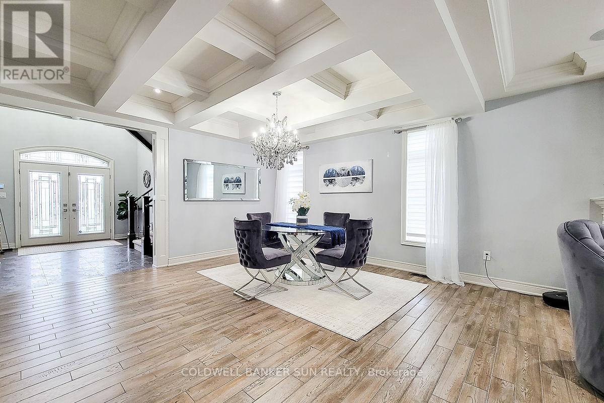 32 KINGSPOINT CIRC