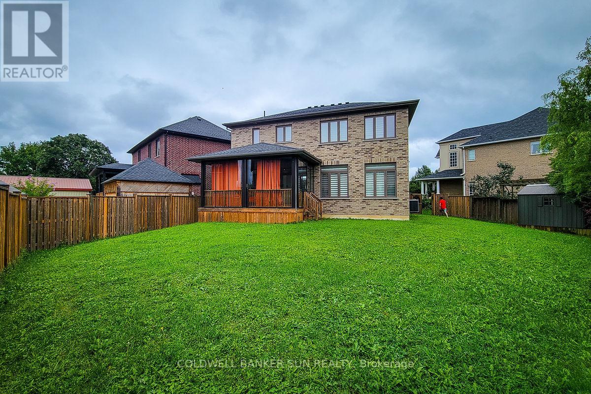 32 KINGSPOINT CIRC