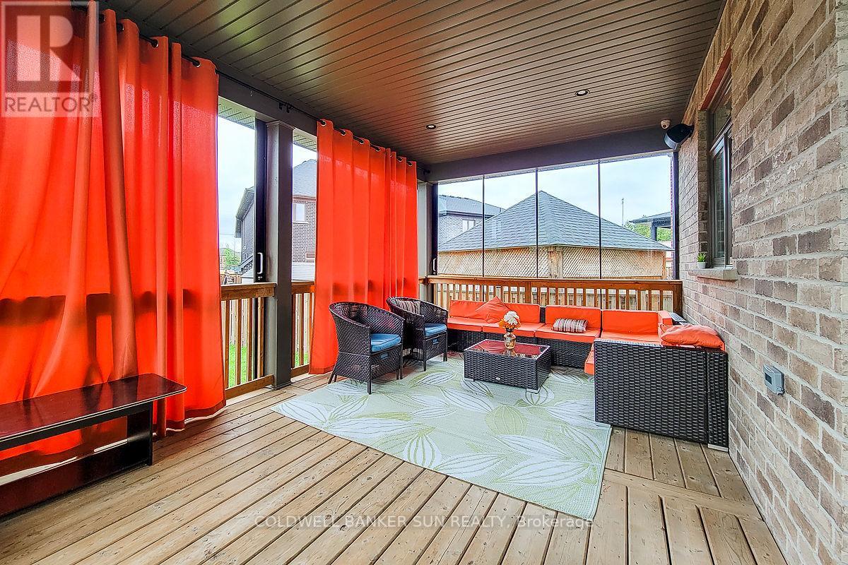 32 KINGSPOINT CIRC