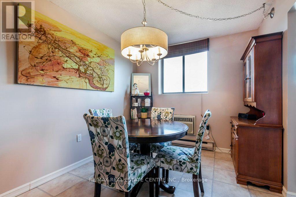 #509 -89 WESTWOOD RD