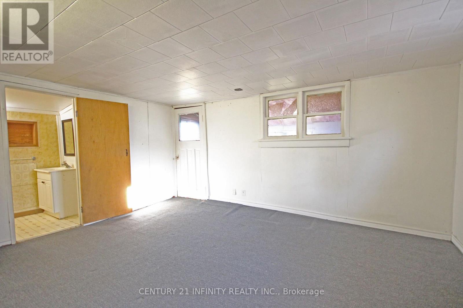 330 BLACK RIVER RD