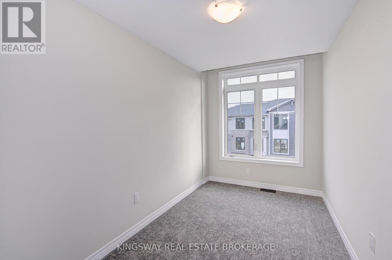 #2 -10 BIRMINGHAM DR, #2