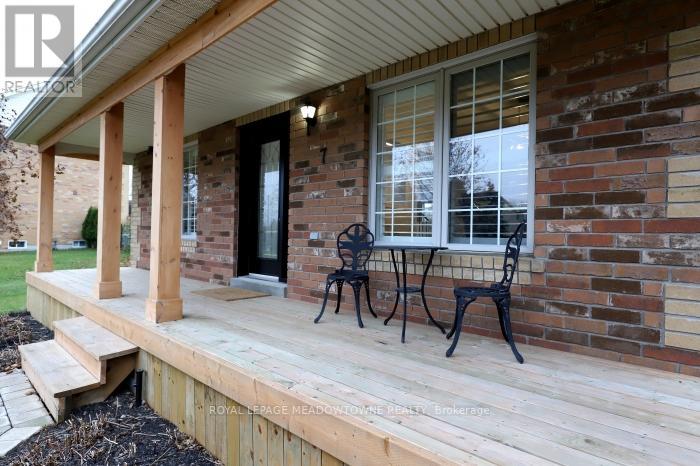 7 MCCULLOGH DR