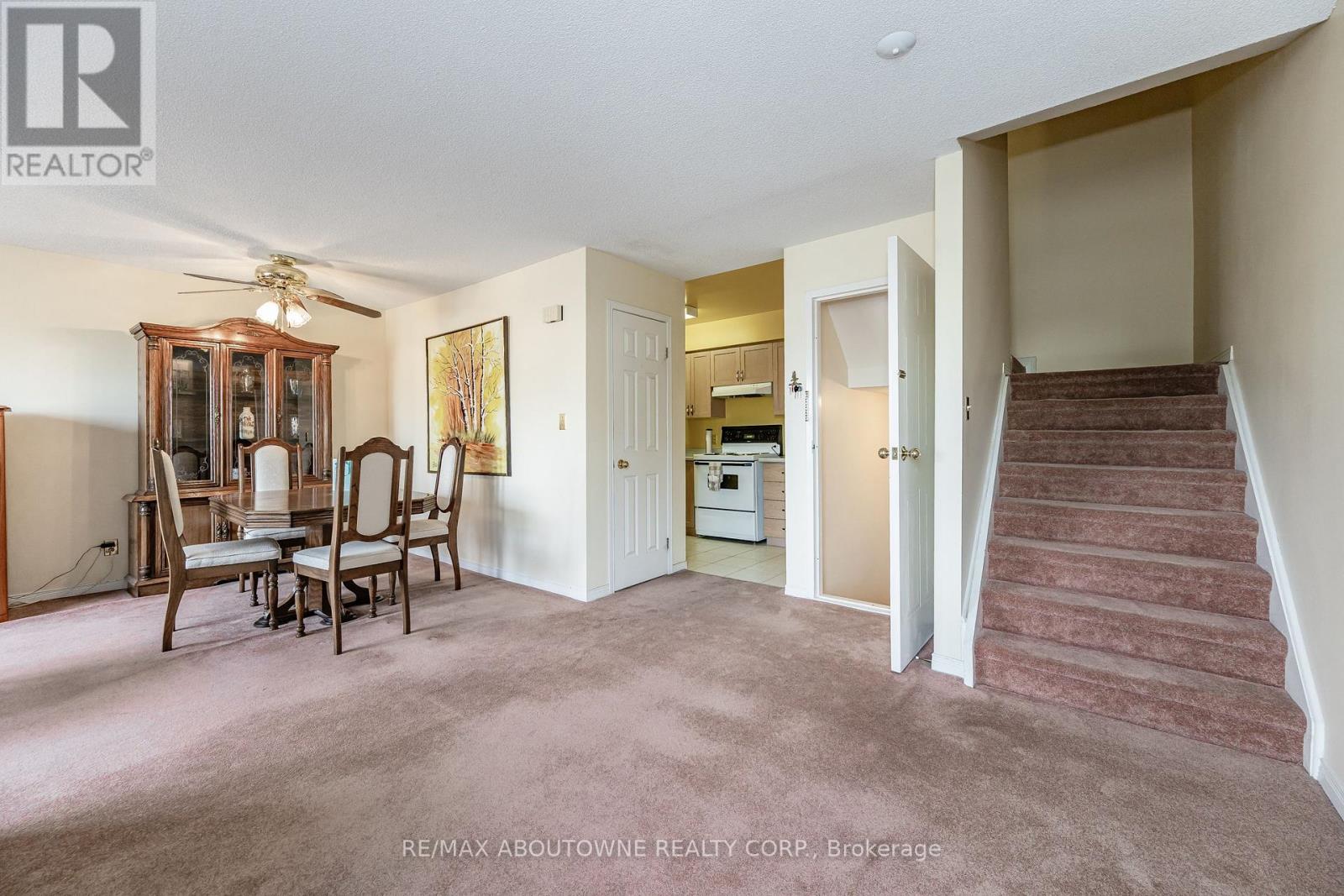 #9 -912 RYMAL RD E, #9