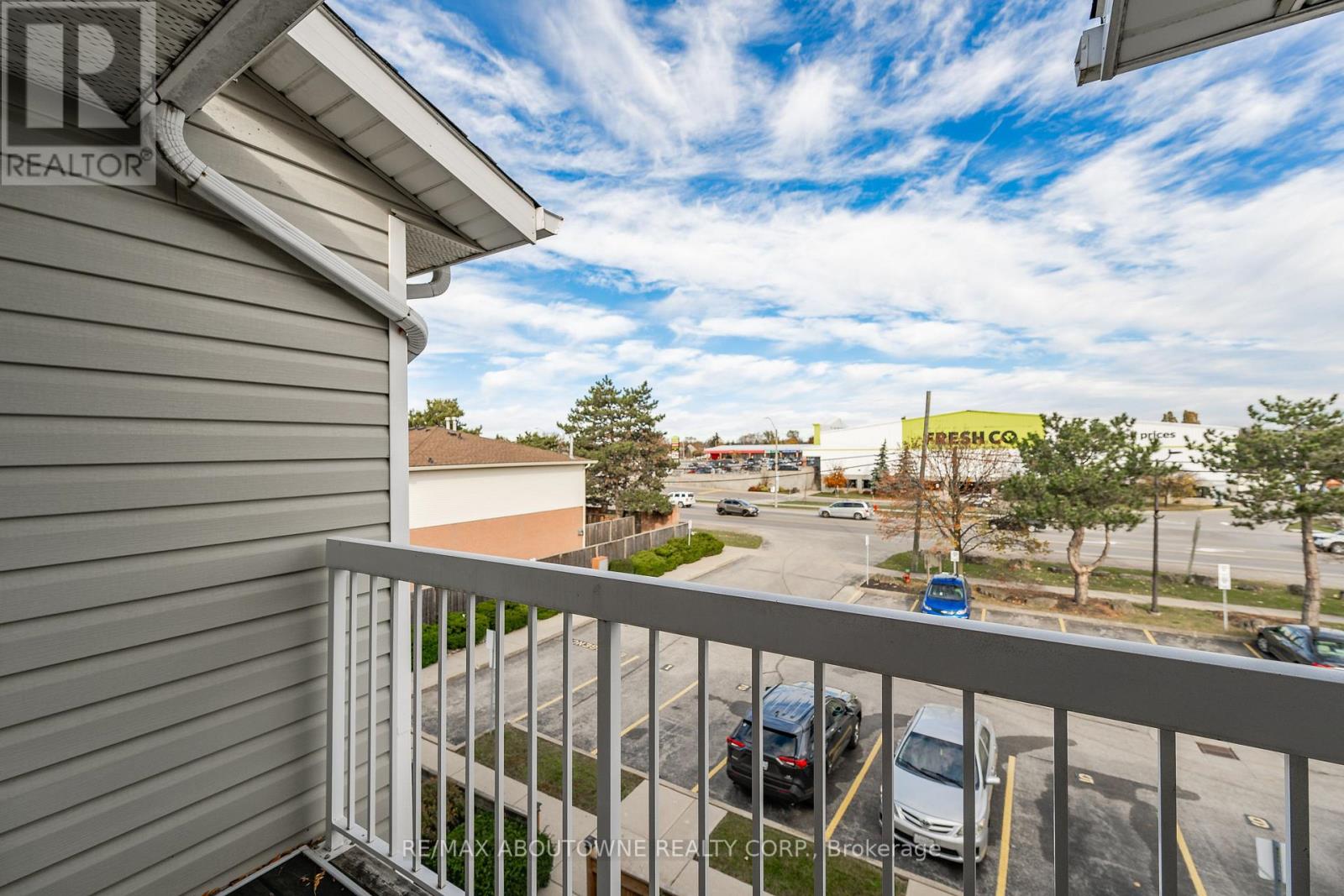 #9 -912 RYMAL RD E, #9