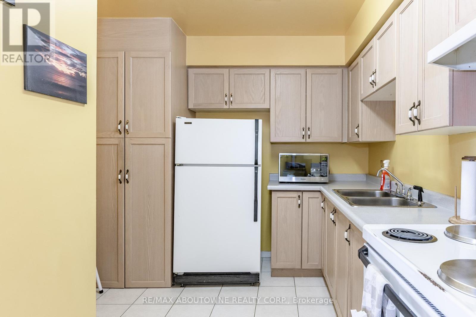 #9 -912 RYMAL RD E, #9