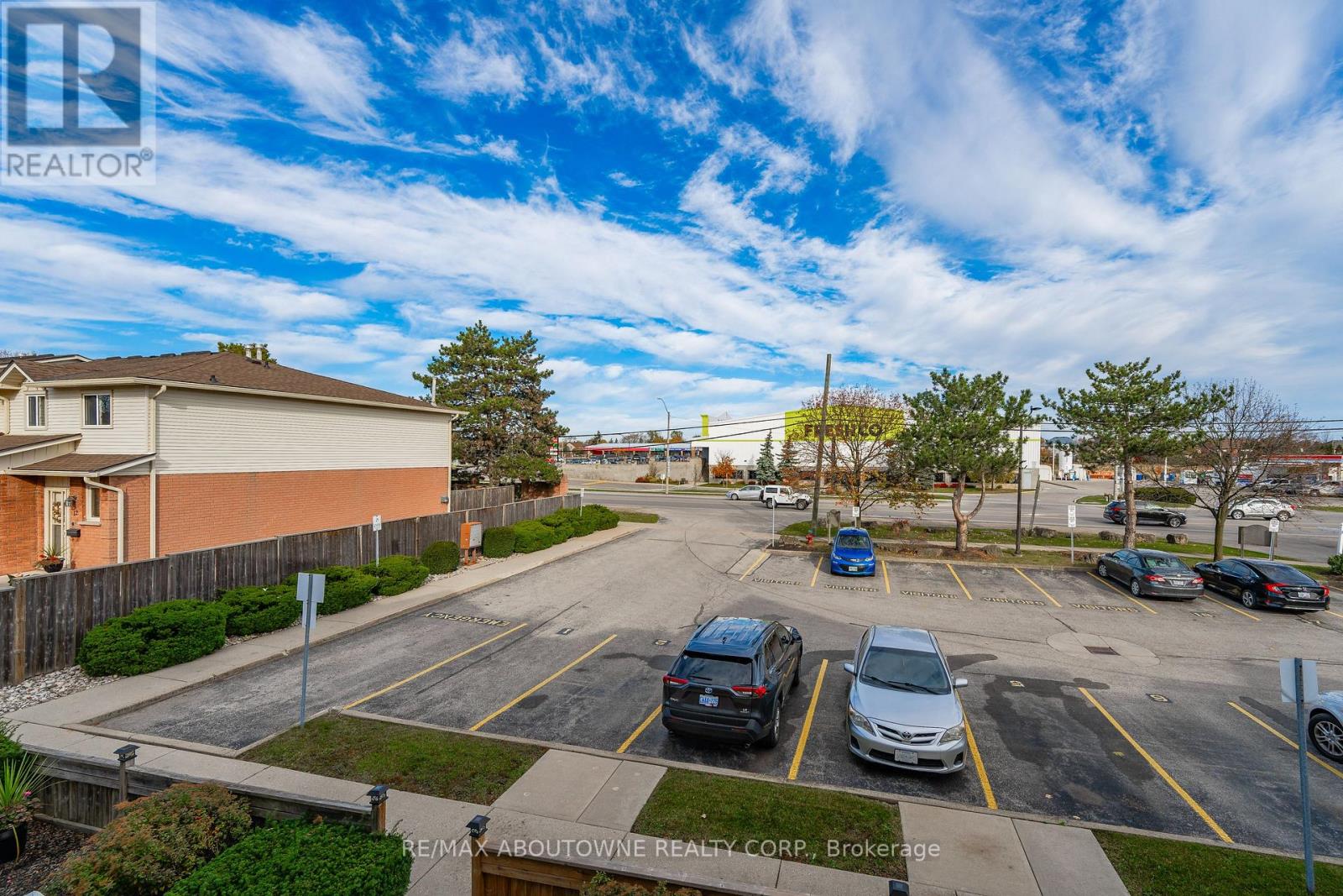 #9 -912 RYMAL RD E, #9