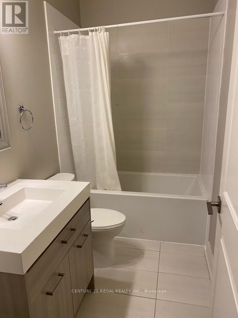 #415 -150 MAIN ST W, #415