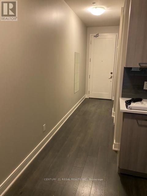 #415 -150 MAIN ST W, #415