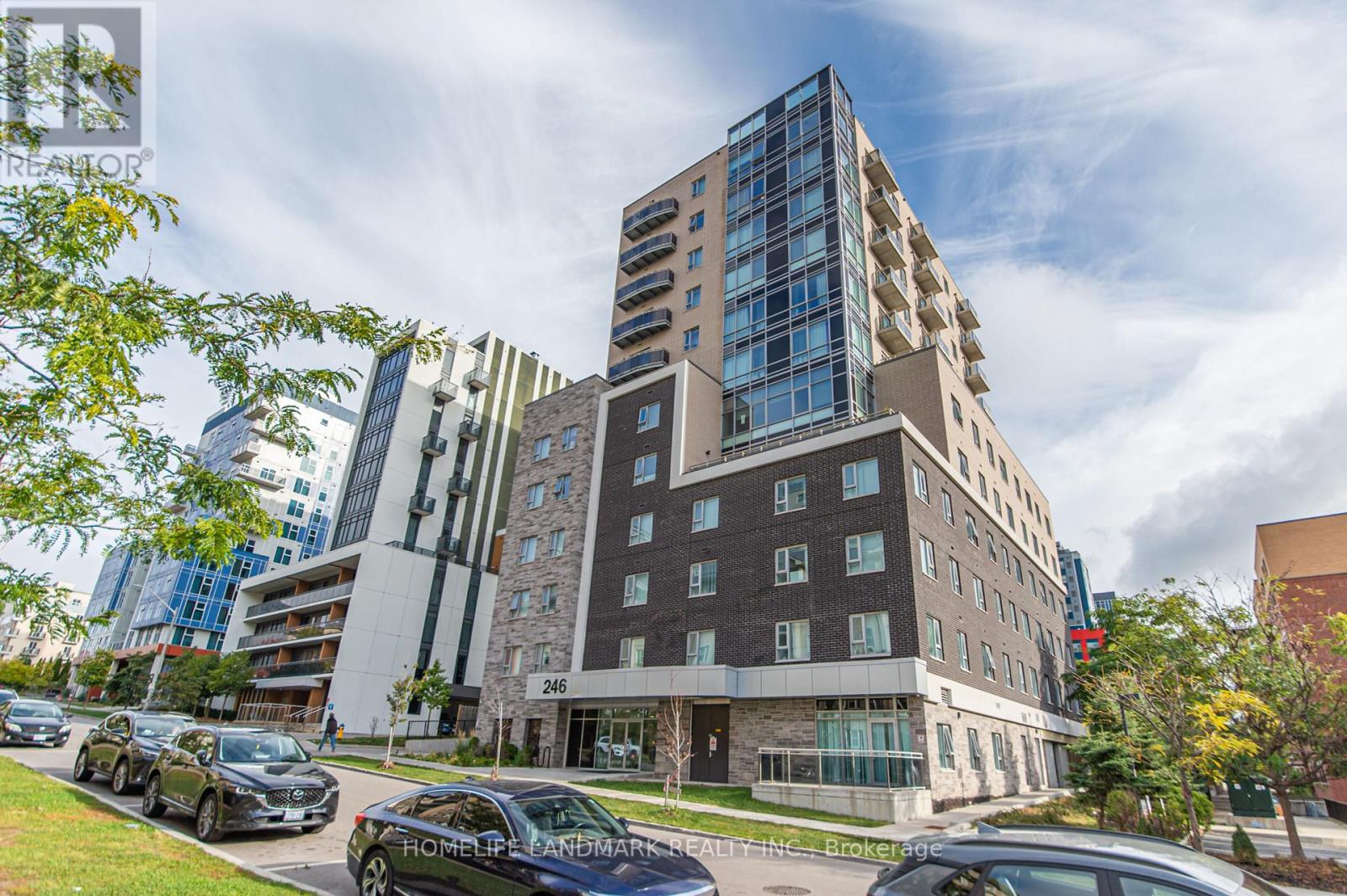 #101 -246 LESTER ST, #101