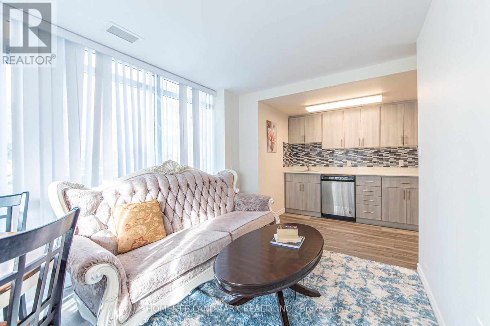 #101 -246 LESTER ST, #101