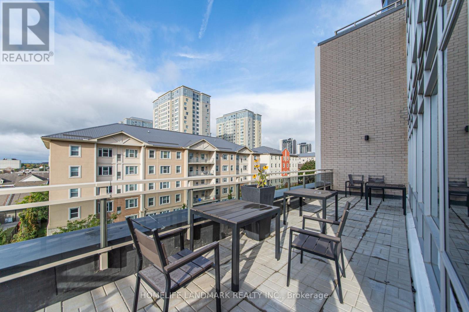 #101 -246 LESTER ST, #101