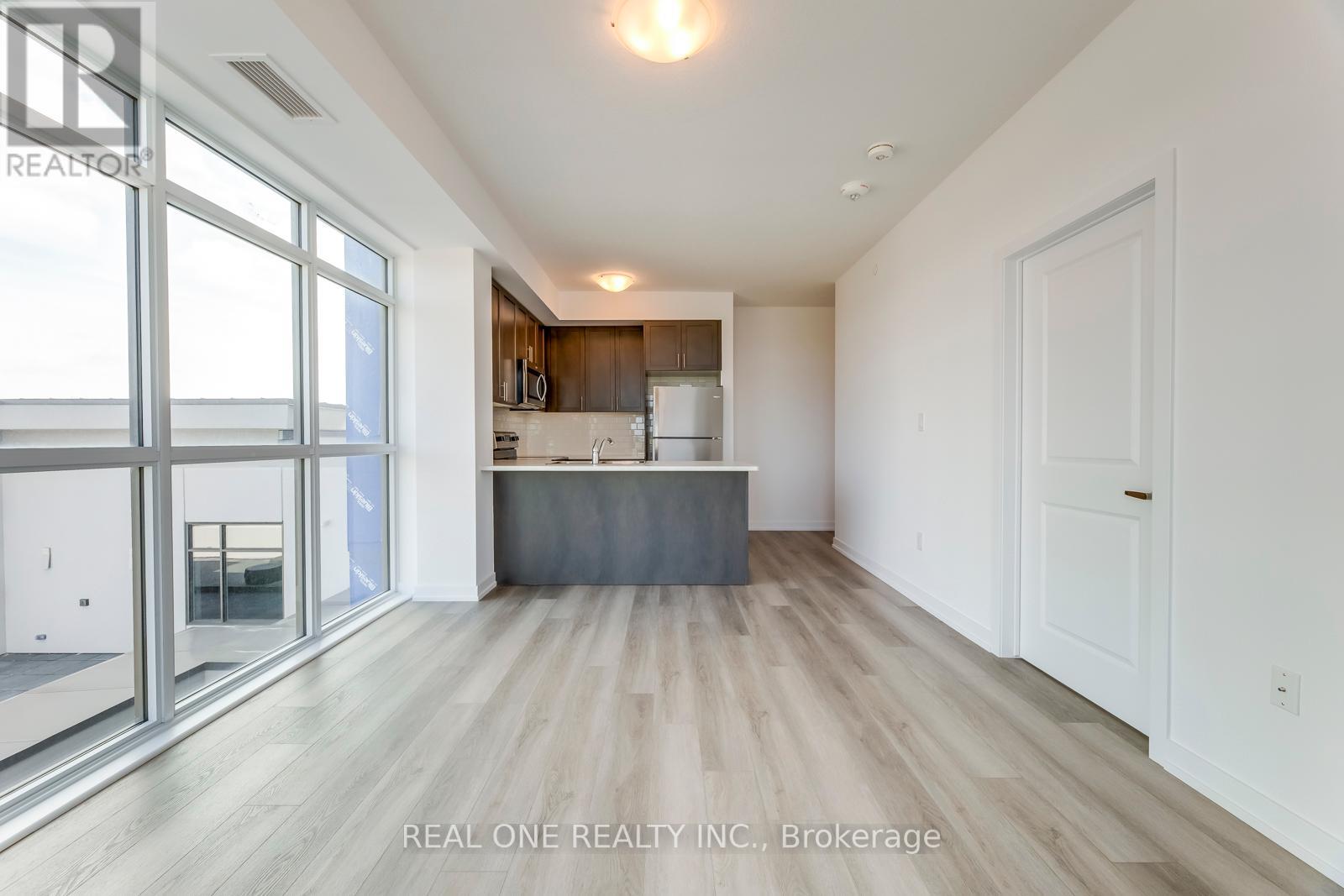 #605 -460 DUNDAS ST E, #605