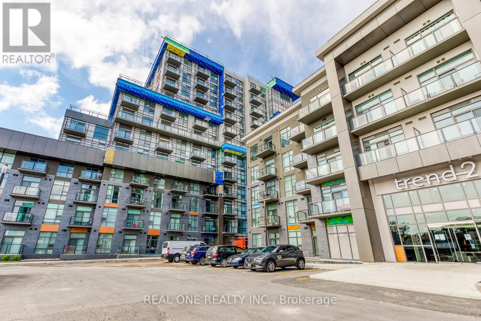 #605 -460 DUNDAS ST E, #605