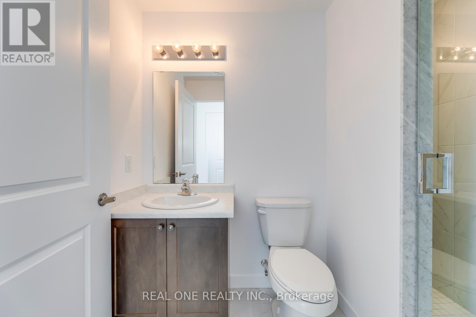 #605 -460 DUNDAS ST E, #605