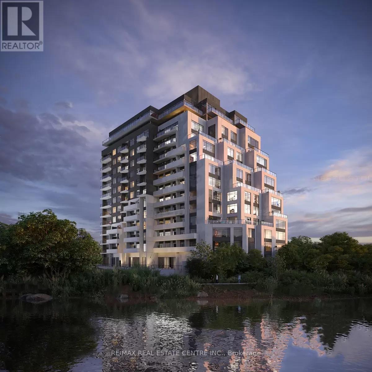 #303 -71 WYNDHAM ST S, #303