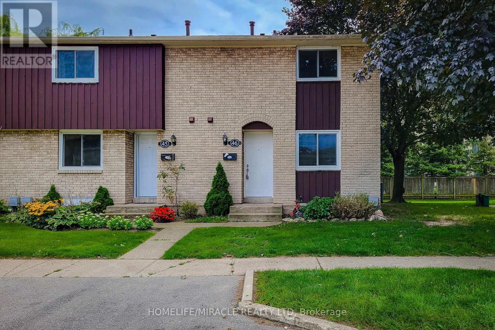 #46 -50 LAKESHORE RD, #46