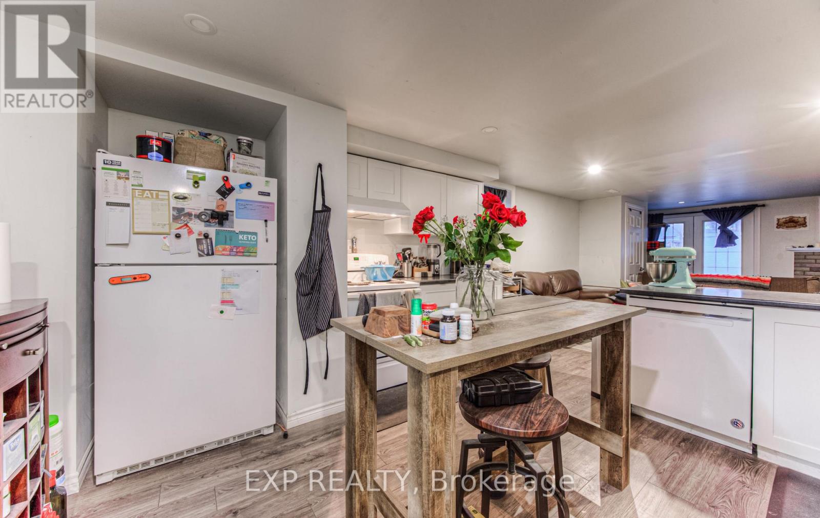 116 KENNETH AVE